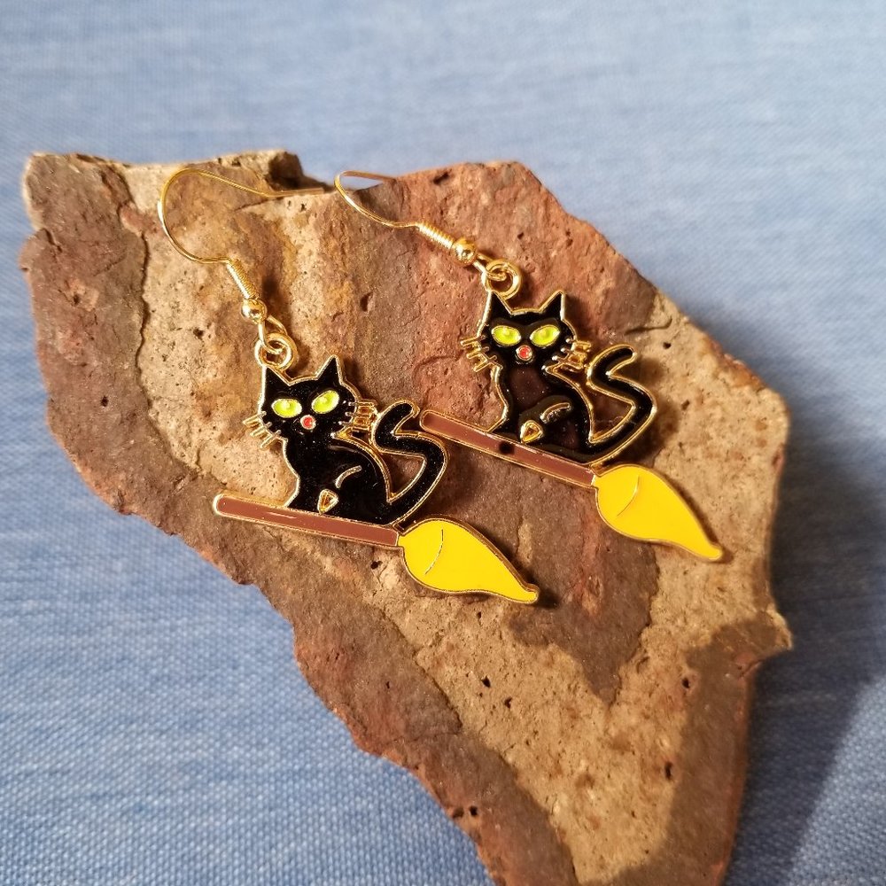 Halloween Kitty-on-a-Broom Earrings - NWOT